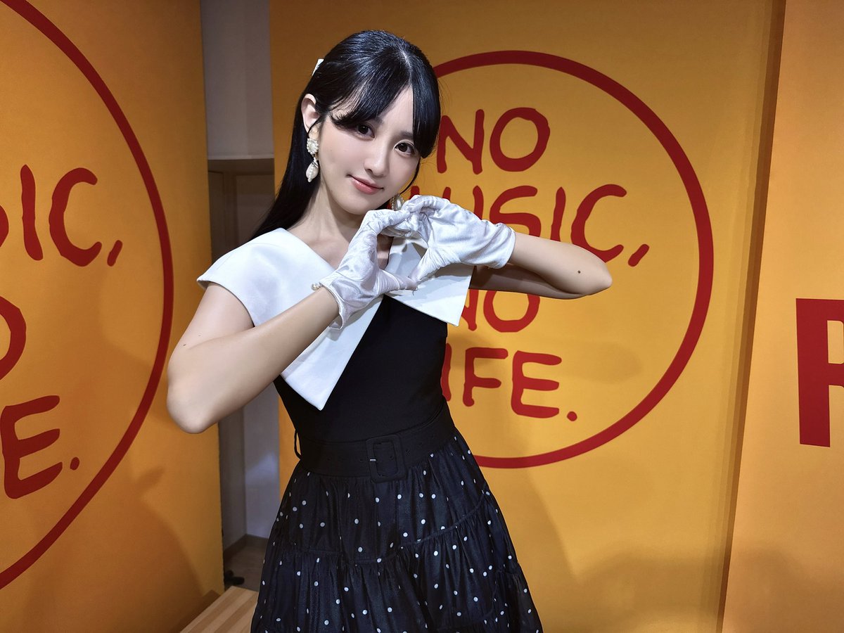 真夏の暑さのせいかしら🩵