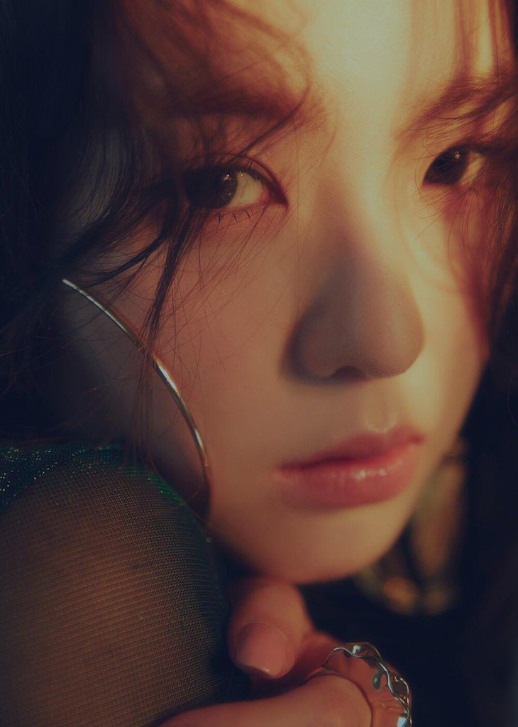 Irene 아이린 Global 🌷 tweet media