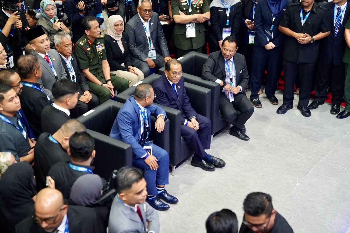 Khaled Nordin 🇲🇾 tweet media