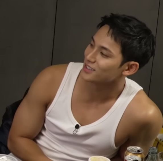 stream bittersweet tweet media