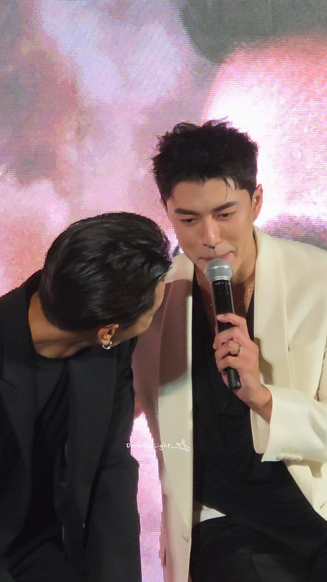 ⭒東風🐰ᰔ🦊 tweet media