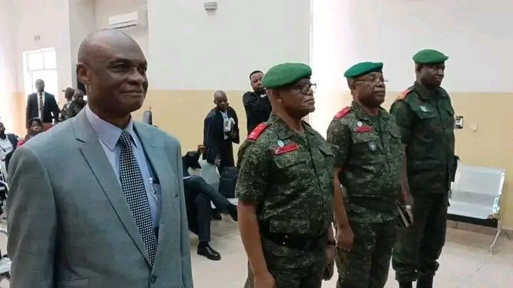 LePuissantCom's tweet image. #RDC| #Justice: Procès du général Philémon Yav : le rapport de cyberdéfense au cœur de l’audience ce mardi
La Haute Cour militaire de la République démocratique du Congo reprend, ce mardi 21 avril 2026, les auditions dans l'affaire opposant le ministère public au