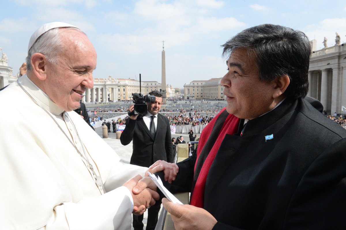ishiiargentina's tweet photo. A un año del fallecimiento del Papa Francisco, lo recordamos con inmensa gratitud por su humildad, su cercanía con la gente y su compromiso con la paz en todo el mundo. https://t.co/5UxzK5mmDb