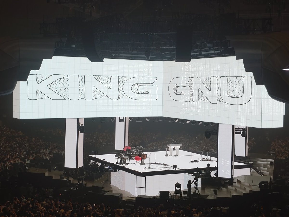 Romeo@valefor tweet media