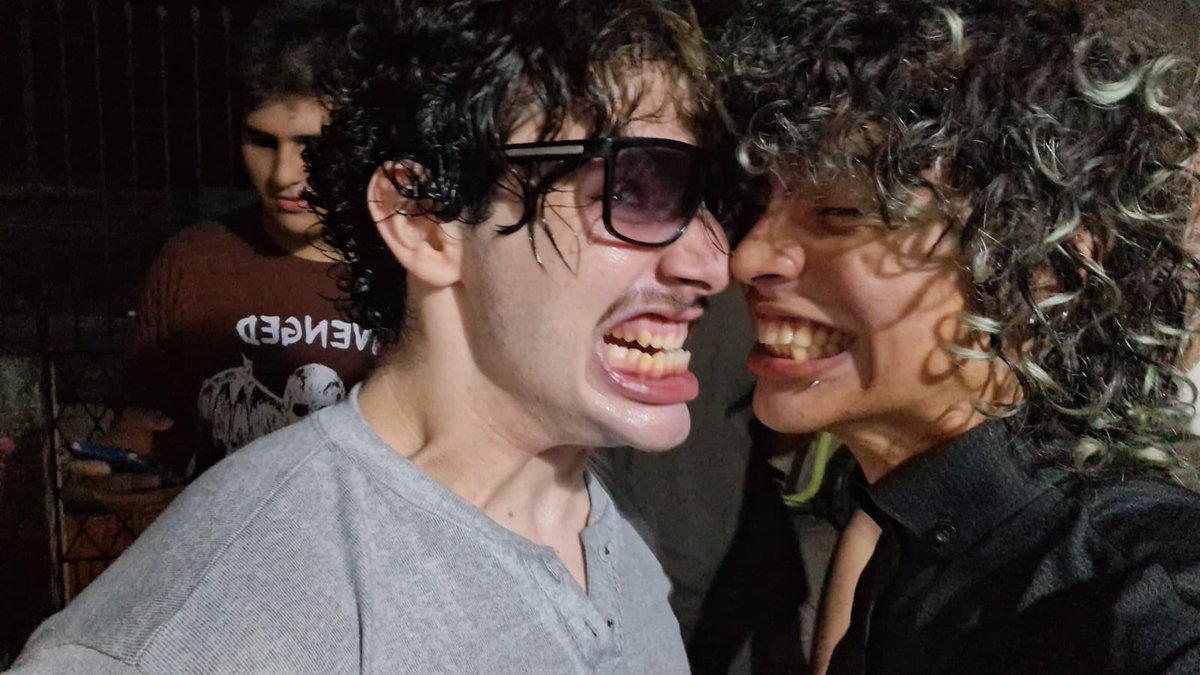 girafa pipas 🦒🪁 tweet media