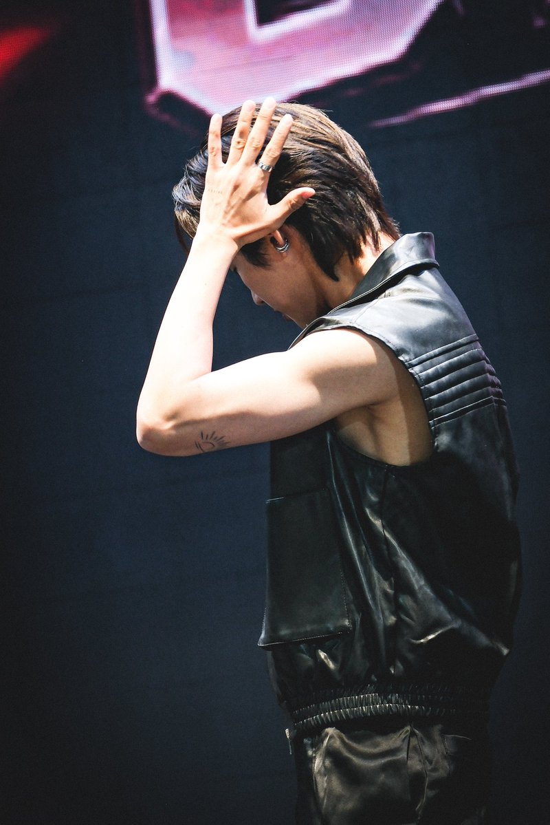 𝓣𝓮𝓪𝓬𝓱𝓪.𝓹📷🩷 tweet media