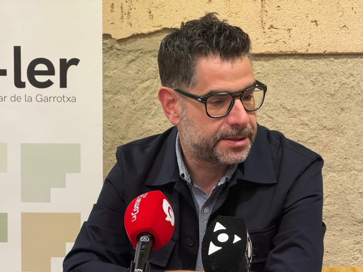 Ajuntament d'Olot tweet media