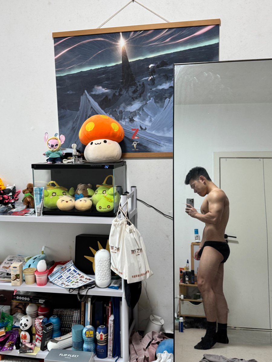 没有脑袋 tweet media