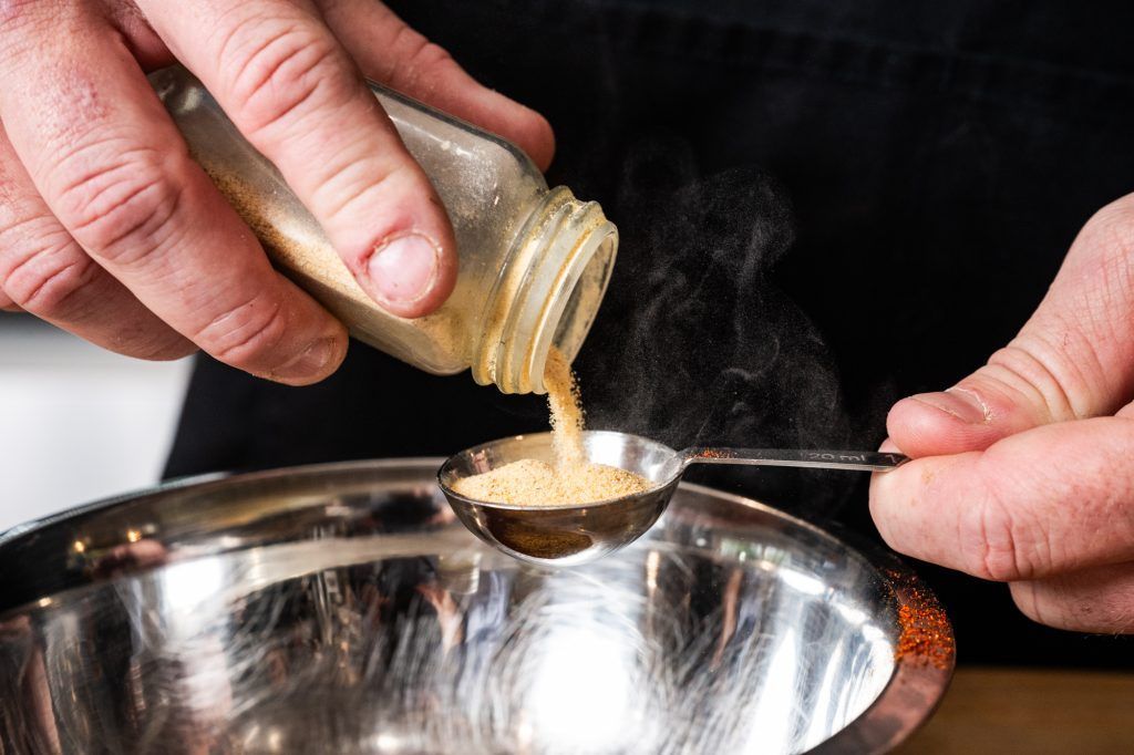 BlockClubCHI's tweet photo. From firehouse kitchen to YouTube, a Morgan Park firefighter is sharing his culinary hot takes. 
https://t.co/qa8xaGSIV9 https://t.co/ceDt8L9hGc