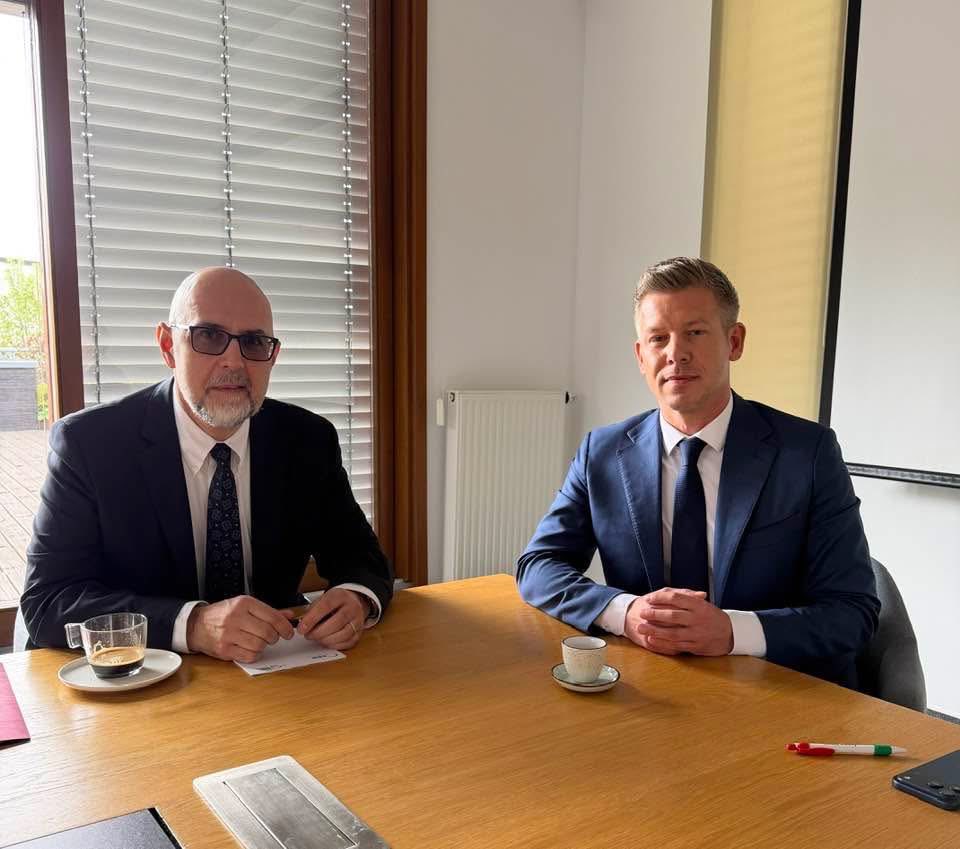 Magyar Péter (Ne féljetek) tweet media