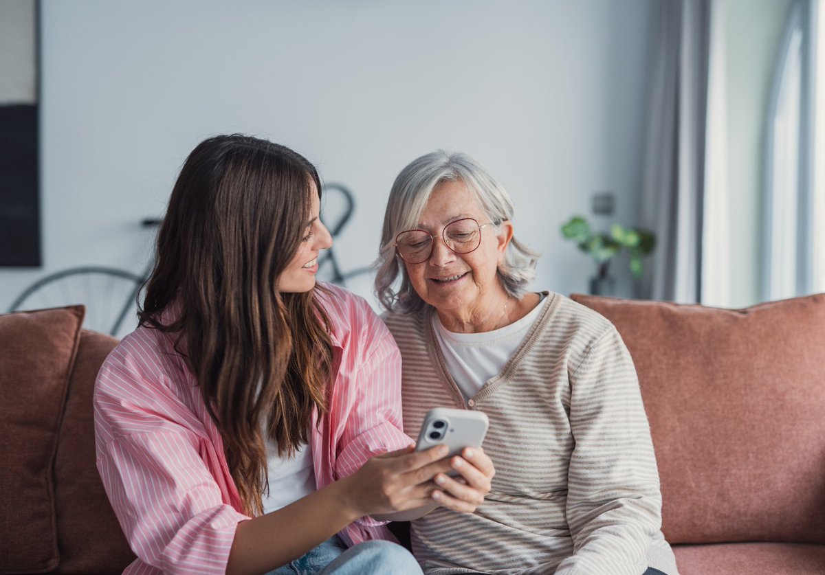 EldercareLoc's tweet image. #Caregivers need time to rest. Respite services provide relief while ensuring loved ones receive quality care. The Eldercare Locator can connect you to local options that fit your needs. 1-800-677-1116 | Email: eldercarelocator@usaging.org | Chat: ow.ly/Kbaj50X7WWm.