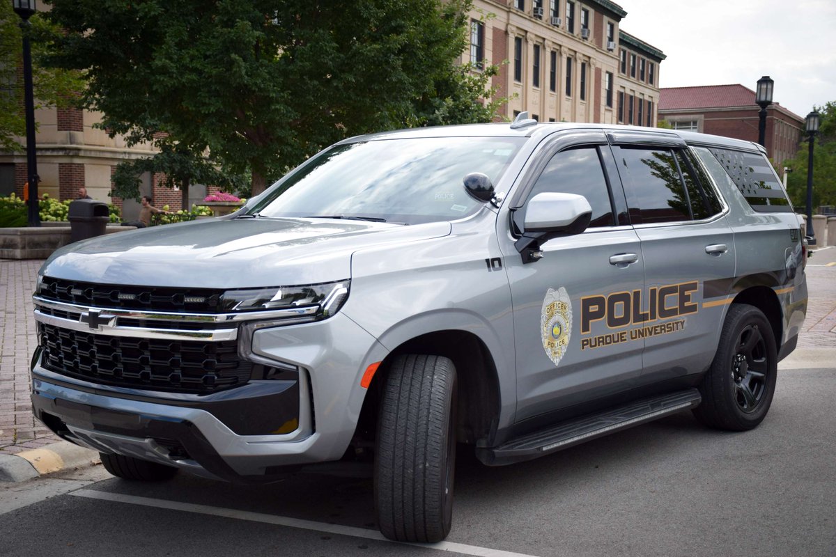Purdue_Police's tweet photo. Come help "Cover the Cruiser" today! 🚓 PUPD is once again partnering with the Center for Advocacy, Response and Education (CARE) to support and raise awareness for survivors of sexual assault. We will be at the north side of Memorial Mall from 12-3 p.m. https://t.co/JXj9BIqnbc