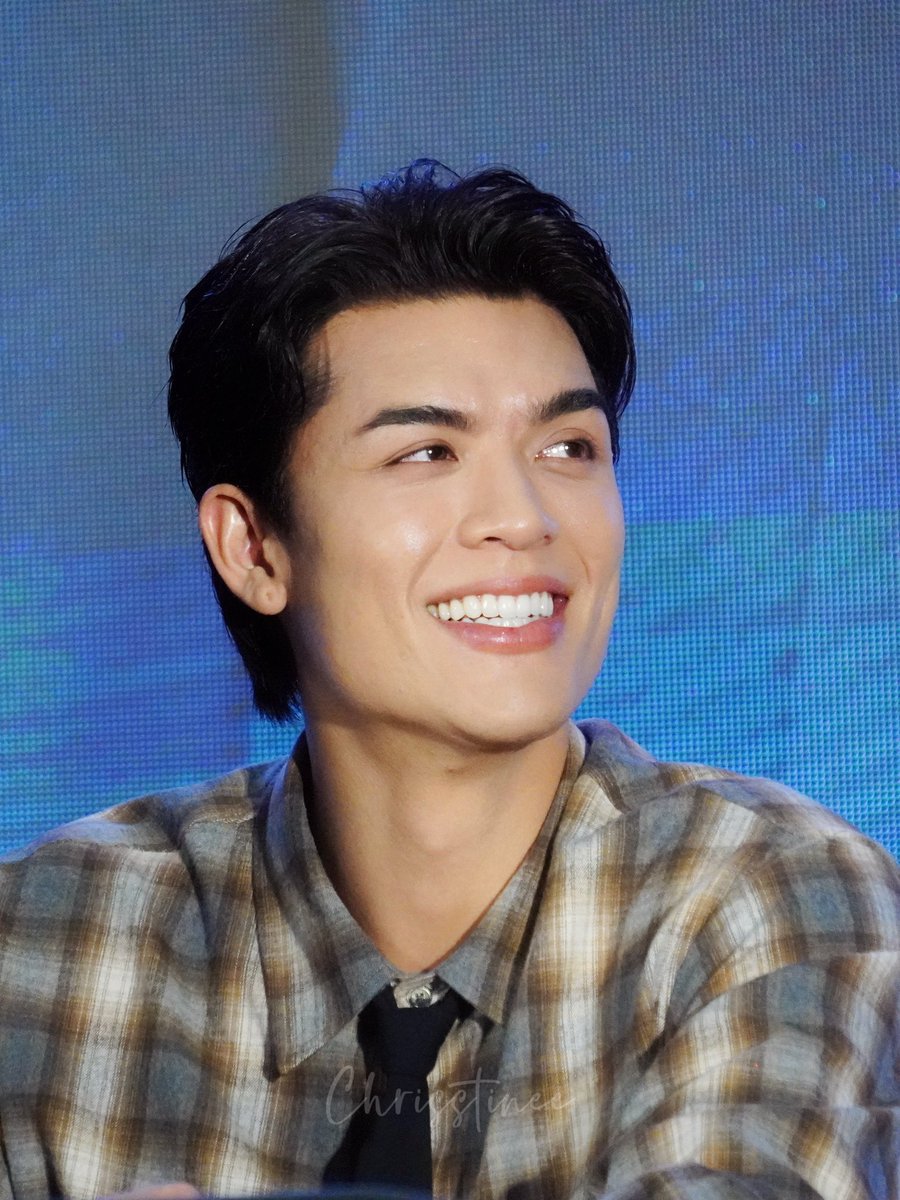 Chrisstinee tweet media