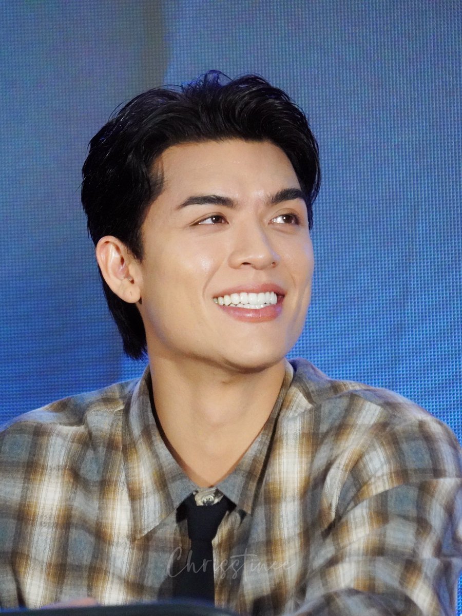 Chrisstinee tweet media