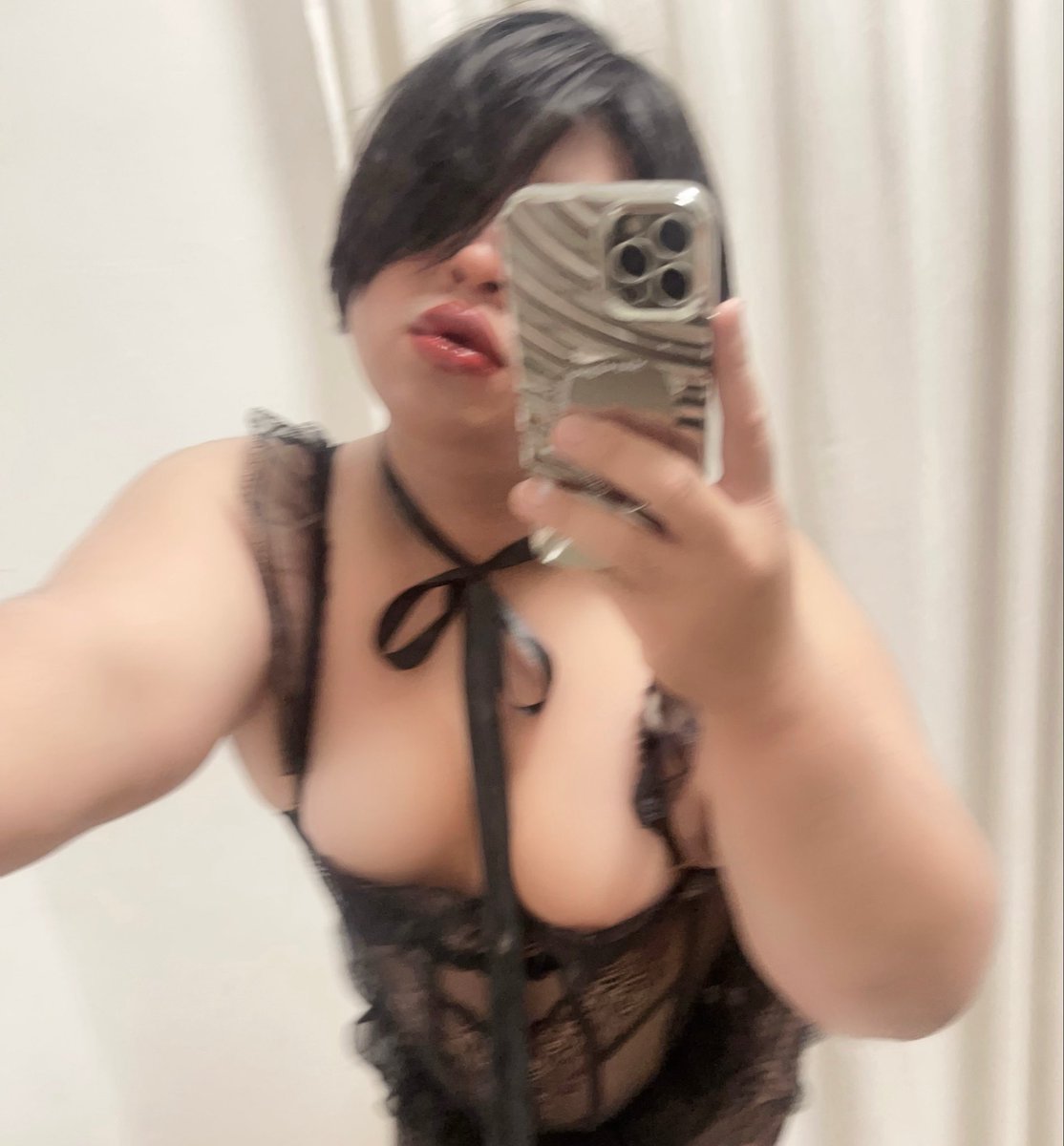 หมูติดมันใครๆก็ว่าอร่อย tweet media