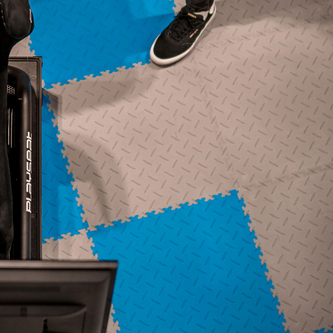 mototile's tweet image. MotoLock Heavy Duty Interlocking Tile Flooring layout tool | Experiment with the tile patterns and estimate required quantities | Try it out mototile.com/motolock-desig… #mototile #interlockingtile #tile #DIY #FOS #floor #garage #work #f1 #classiccar #garagetiles #garage #tiles #cars