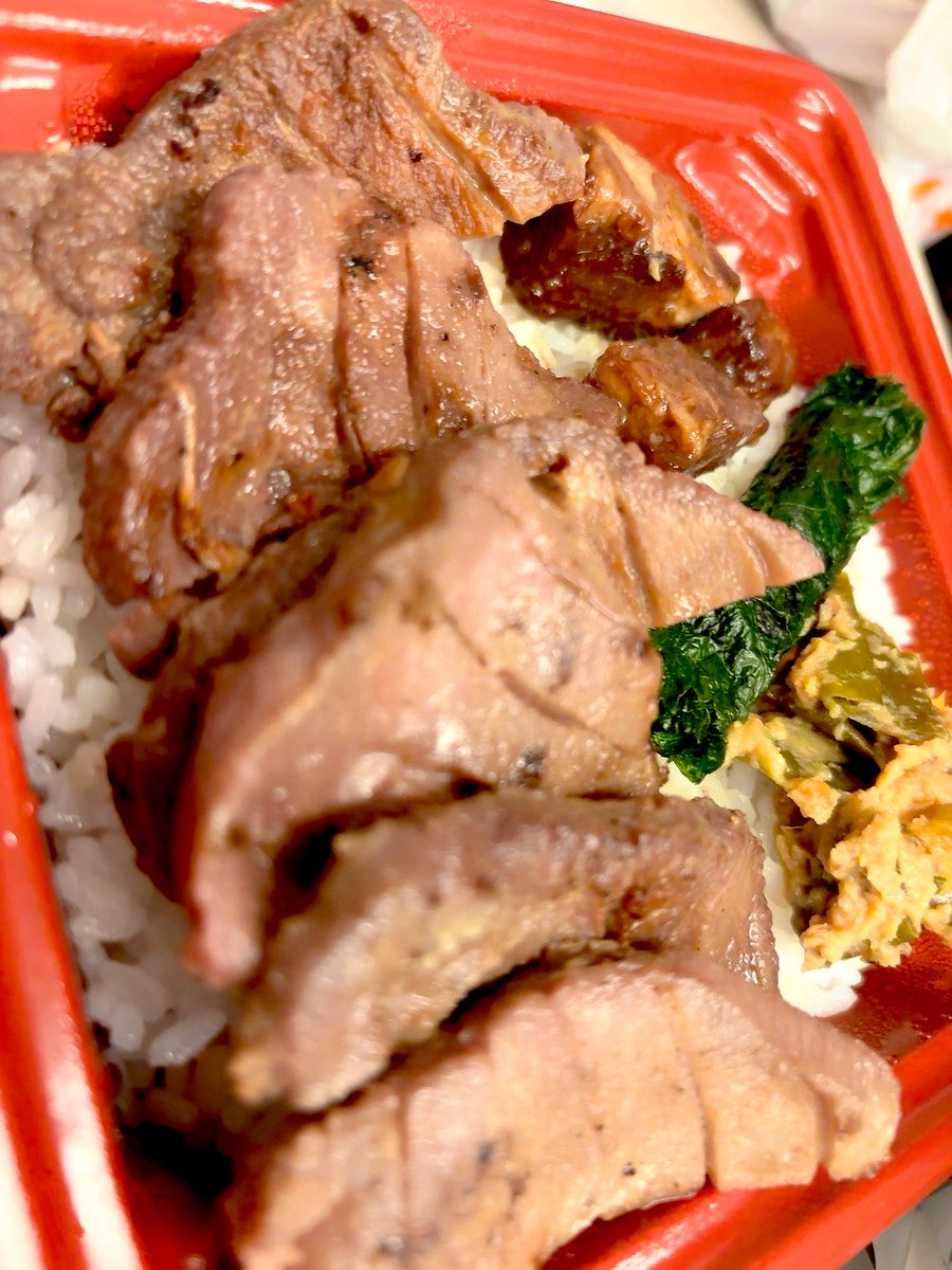 2000円くらいしたお高い牛タン弁当！
食べて帰ります🏠
