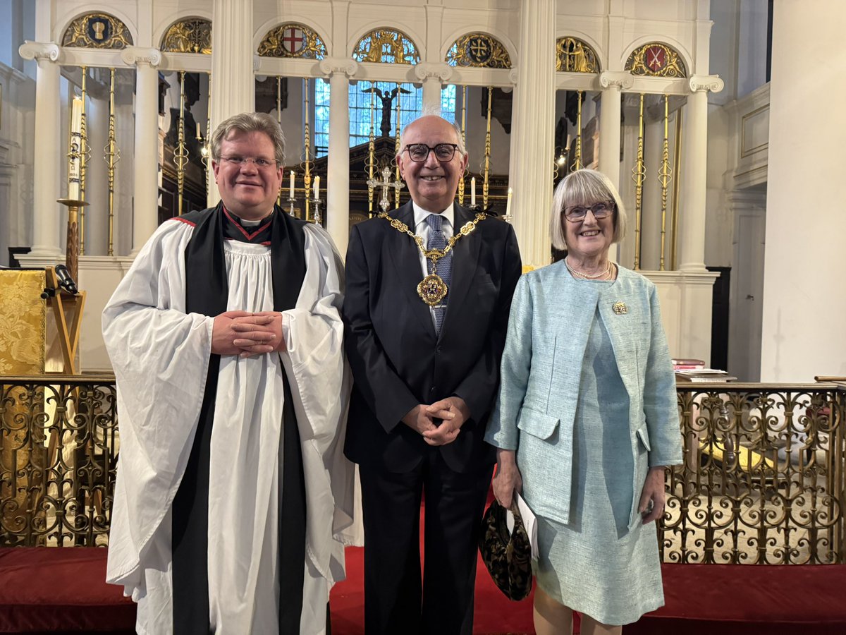 Grosvenor Chapel tweet media