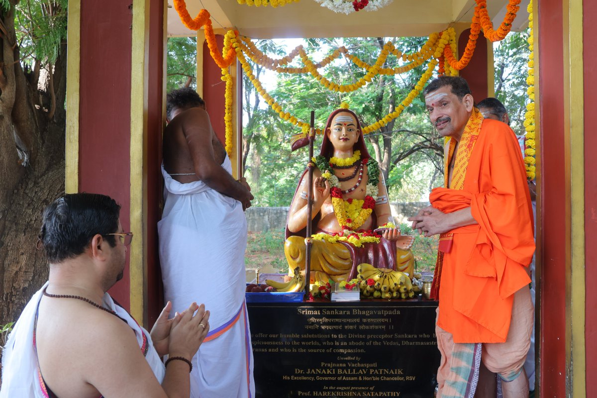NSUTirupati's tweet photo. Graced by VC Prof G S R Krishnamurthy along with Prof K Ganapati Bhatta Prof Satheesha K S Dr Shrihari Shivram Dhaygude and Dr Nagaraja Bhat with active participation of students and staff.
Marks the completion of Bhashya Parayana and a tribute to the timeless Advaita tradition https://t.co/BTCvckiFDO