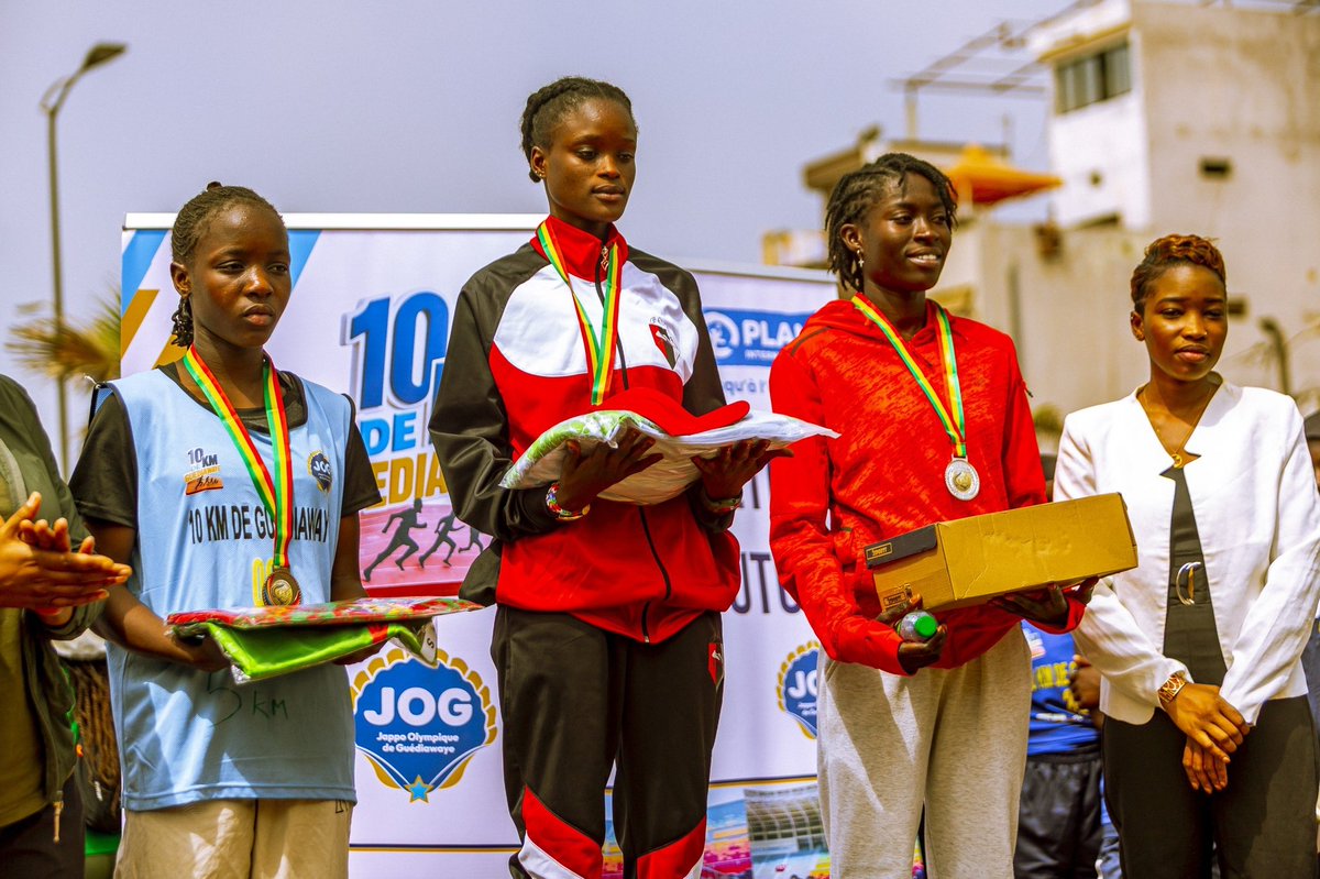 JOG CLUB tweet media