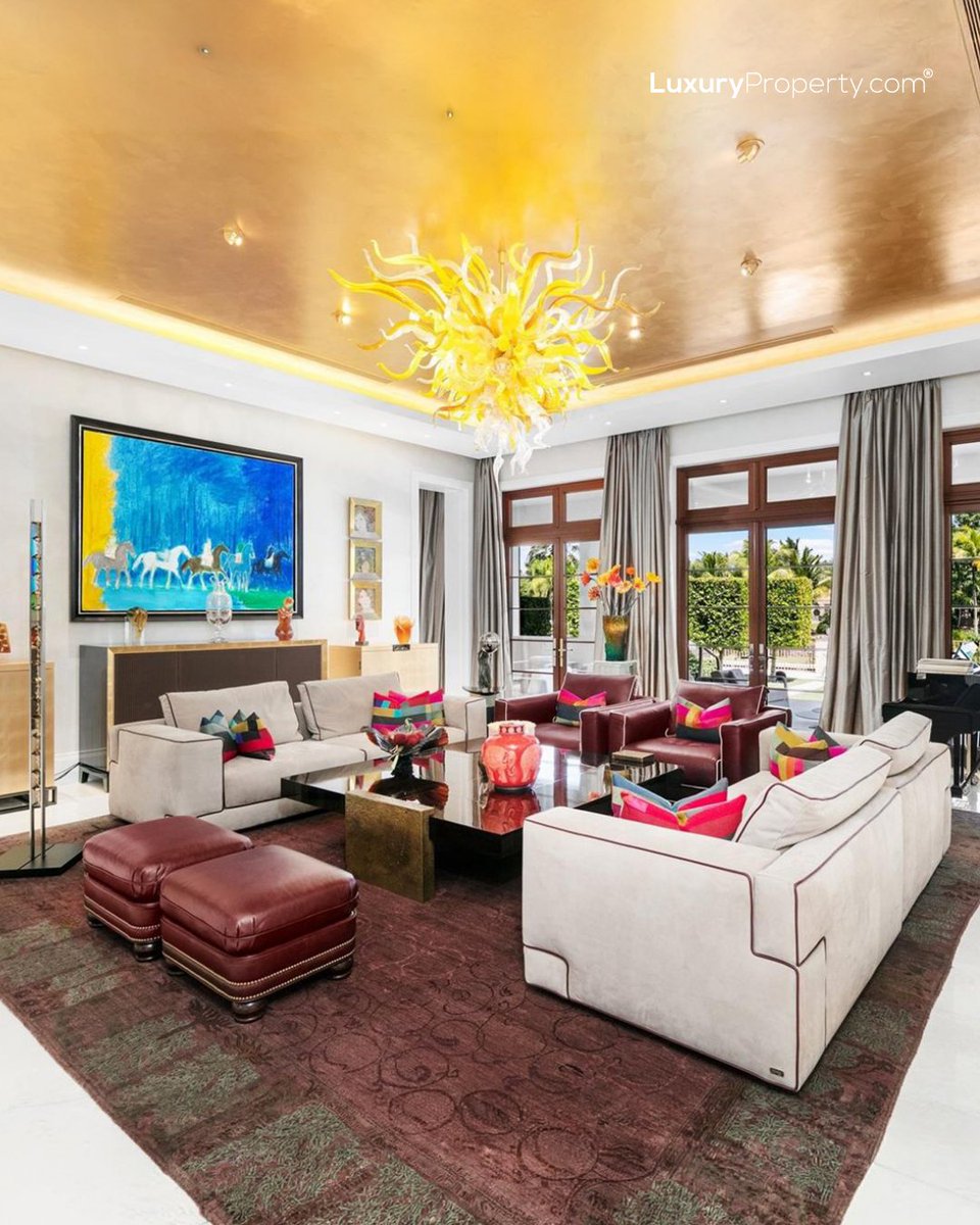 LuxuryProperty's tweet image. A home where the day slows by the water. This six-bedroom Coral Gables villa blends classic Miami elegance with bayfront views, a private dock, infinity pool, and serene terraces.

Discover more: luxuryproperty.com/buy/6-bedroom-…

#MiamiRealEstate  #MiamiLuxuryRealEstate  #LuxuryProperty