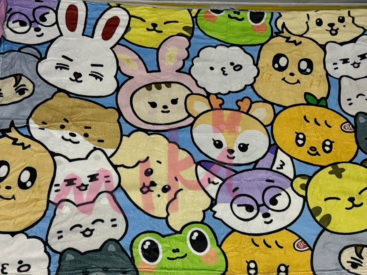 mxnikiupdates's tweet photo. #santaNIKI

MINITEEN BLANKET GIVEAWAY 🤩🤍
[100x150cm]

- mbf
- like &amp; rt
- reply photo of jihan crumbs during DxS D2
- must be willing to shoulder LSF
- x sensi / impatient 
- this is dupe (unoff)
- ends TBA mwehehe ! 

actual photo onhand: https://t.co/zzdDPs5pSN