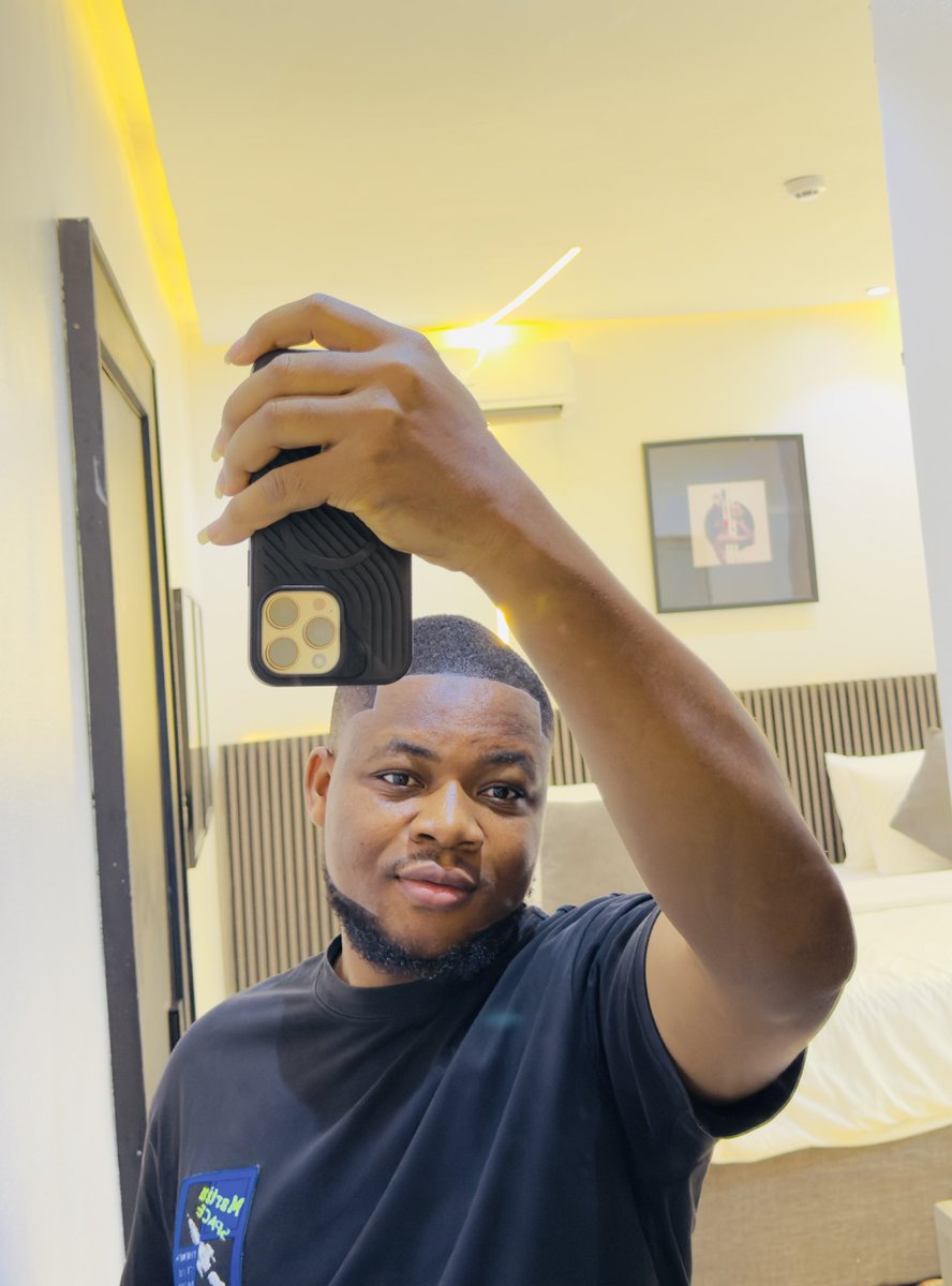 Augustus tweet media