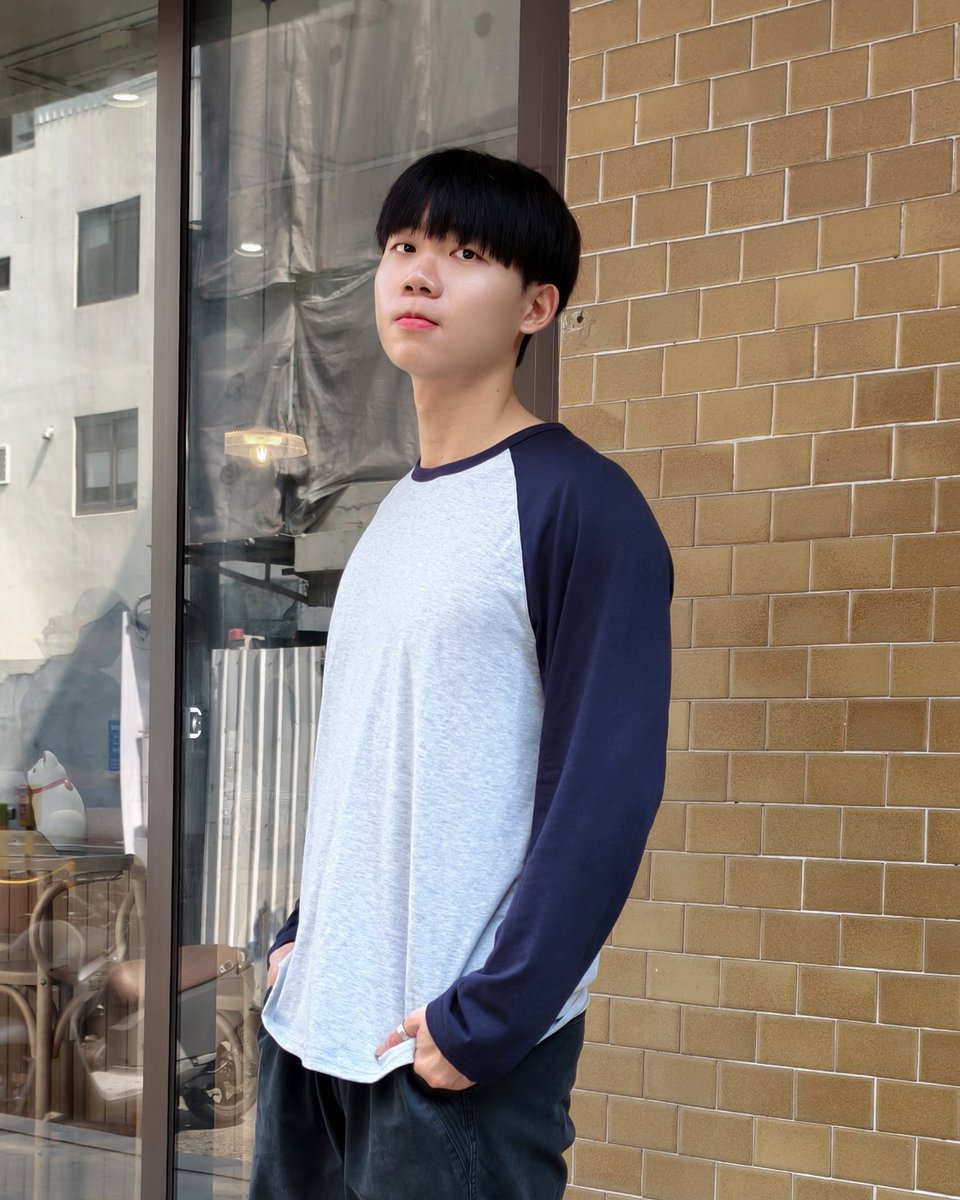 a_rabbit105's tweet photo. 都穿短袖了才發這個😂 https://t.co/kpeqbcU7sZ