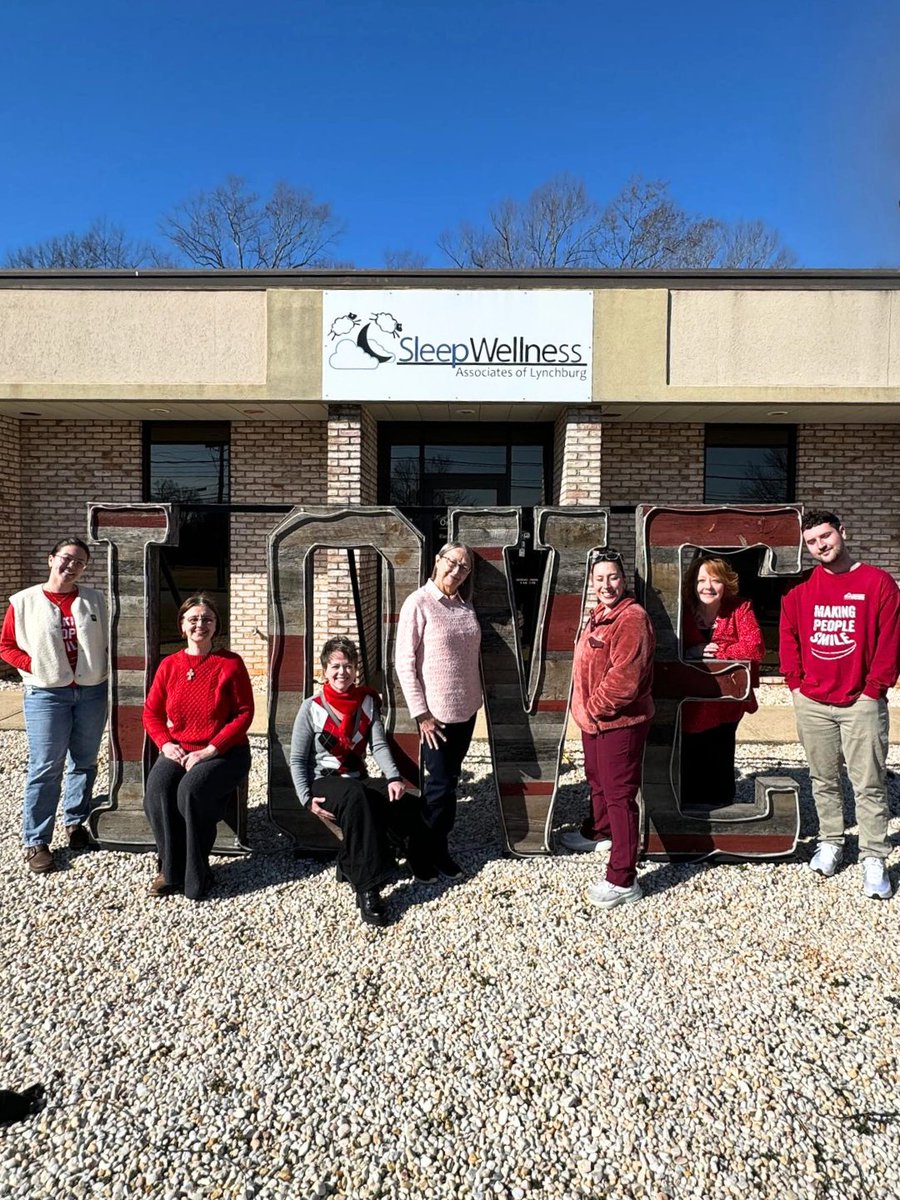 AppOrthoOfBurg's tweet image. As a locally owned practice, Appalachian Orthodontics of Lynchburg is proud to serve families right here at home. Thank you for trusting us with your smiles. 💙🧡

📞 | (434) 515-0370 
🖥 | vist.ly/4z89u 

#LocallyOwned #AppalachianOrthodontics #LynchburgVA