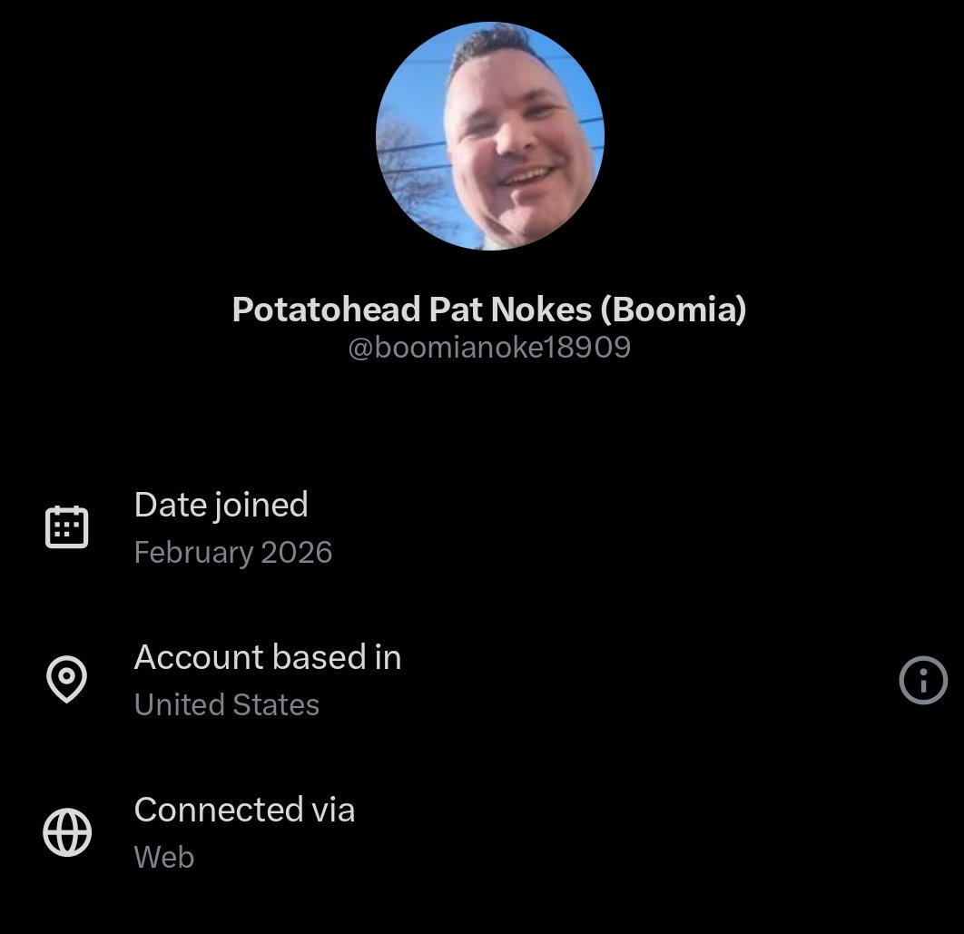Seppo_Spotter's tweet photo. @boomianoke18909 @trainofangels00 "not fat"
"United States" https://t.co/VQEq8L1Kh5