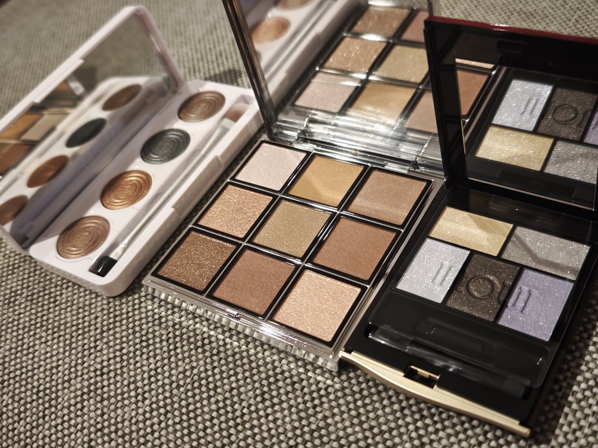 ARMY3ページです♬*° 左から、rms beauty、Celvoke #gift、INOUI。どこかクールなカラーを身