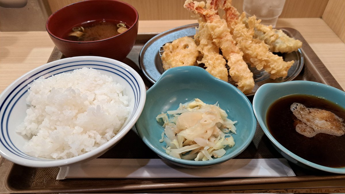 すずあき tweet media