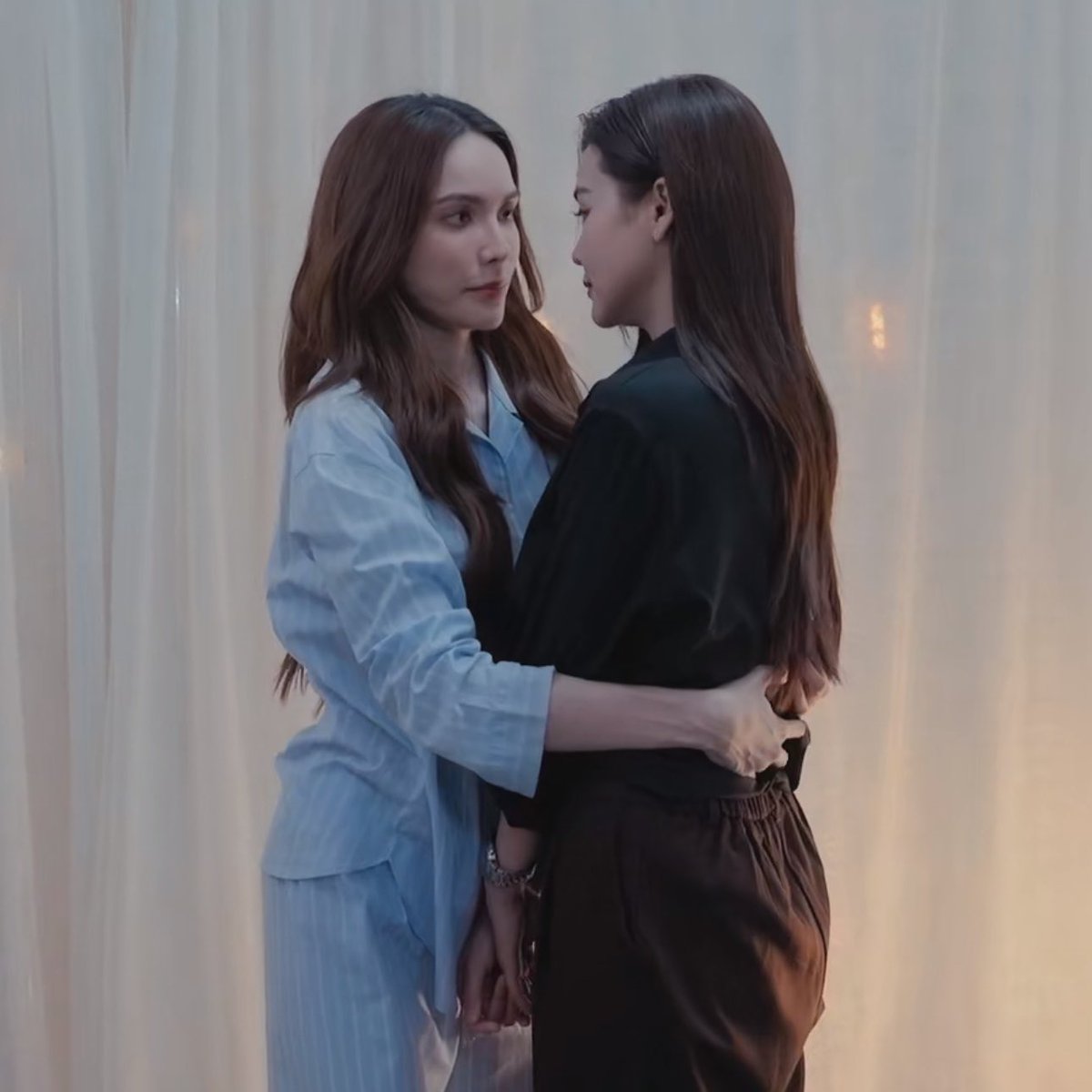 -Aommiee- tweet media