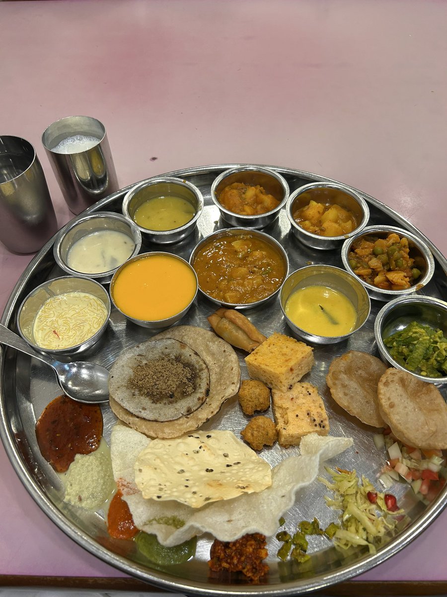 PantryCar's tweet image. If it’s Gujarati Thali in #Mumbai it has to be at @ShreeThaker ! 😊

That too it’s unlimited AamRass season ☺️🥰

A grand feast at the last day of the trip! 

#Foodie #Thali #Summer #SoBo #MangoSeason