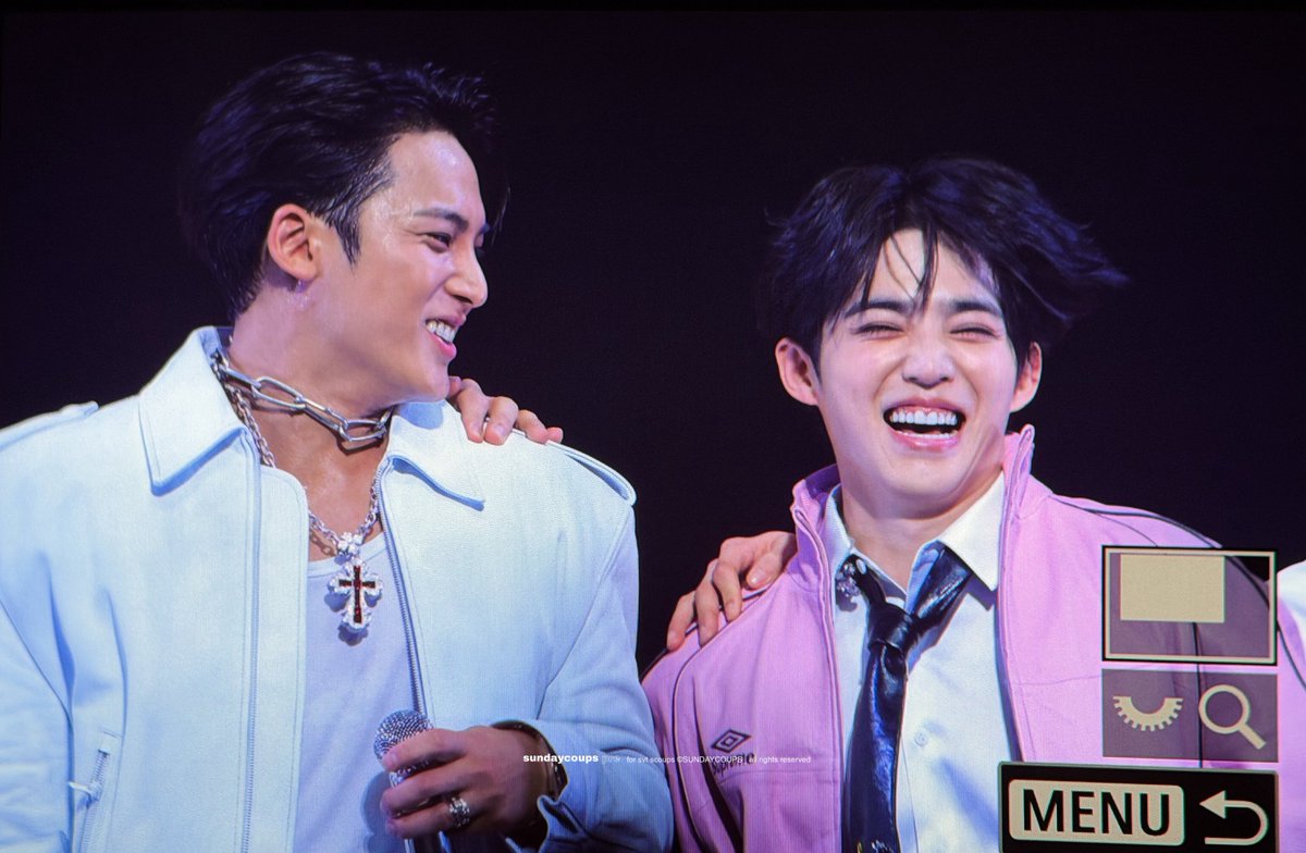 𝐒𝐔𝐍𝐃𝐀𝐘𝐂𝐎𝐔𝐏𝐒 tweet media