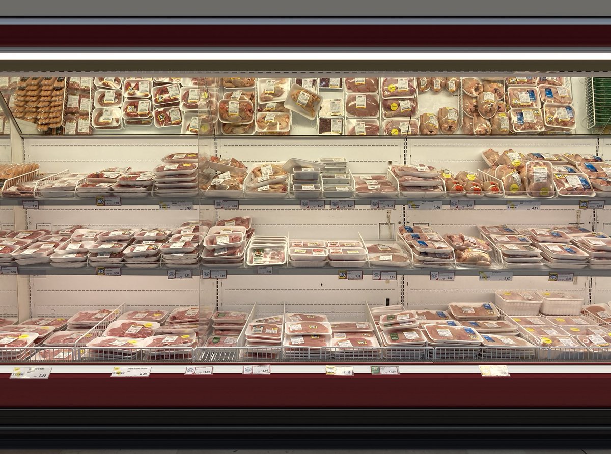 ReciklerkoCans's tweet image. Meat in open fridge

istockphoto.com/portfolio/Pand…

#Meat #fridge #refrigerator #grocerystore #retail #mockup #editorialphoto