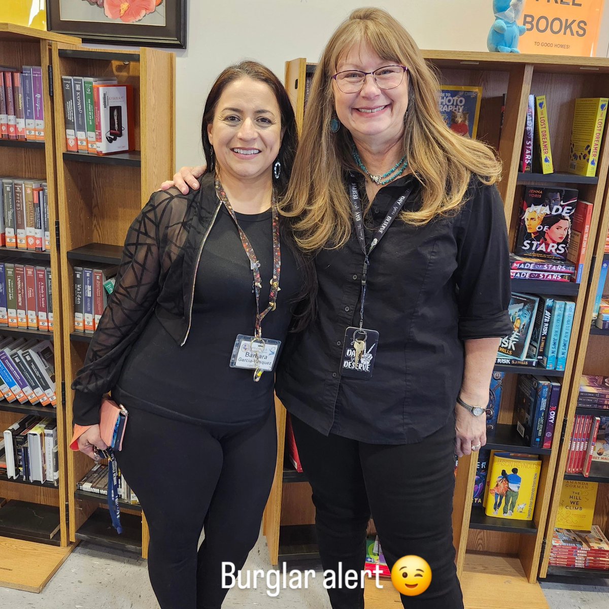 Del Valle High School Library tweet media