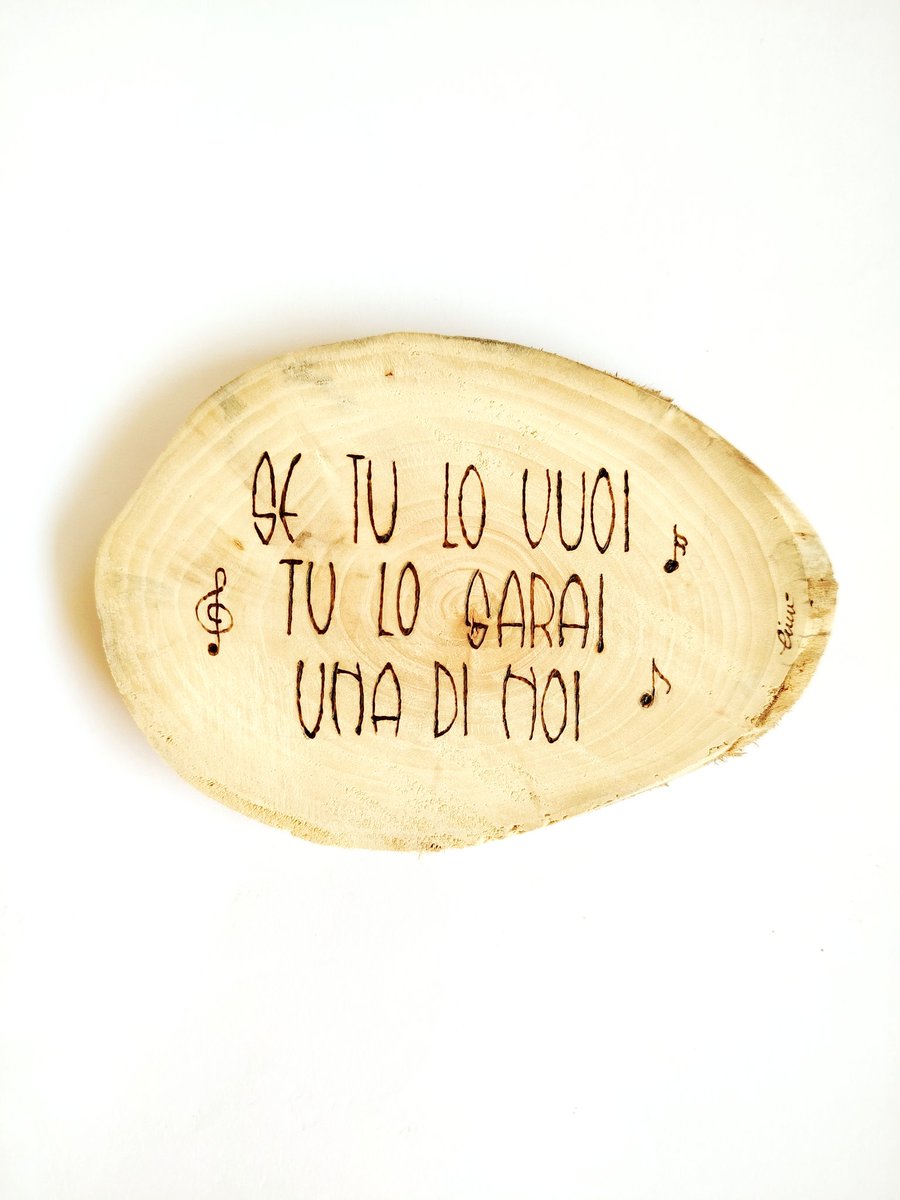Cinnamaldeide's tweet image. 2026, 11 April. Se tu lo vuoi, tu lo sarai, una di noi
#winx #winxclub #calligraphy #pyrography #woodworking