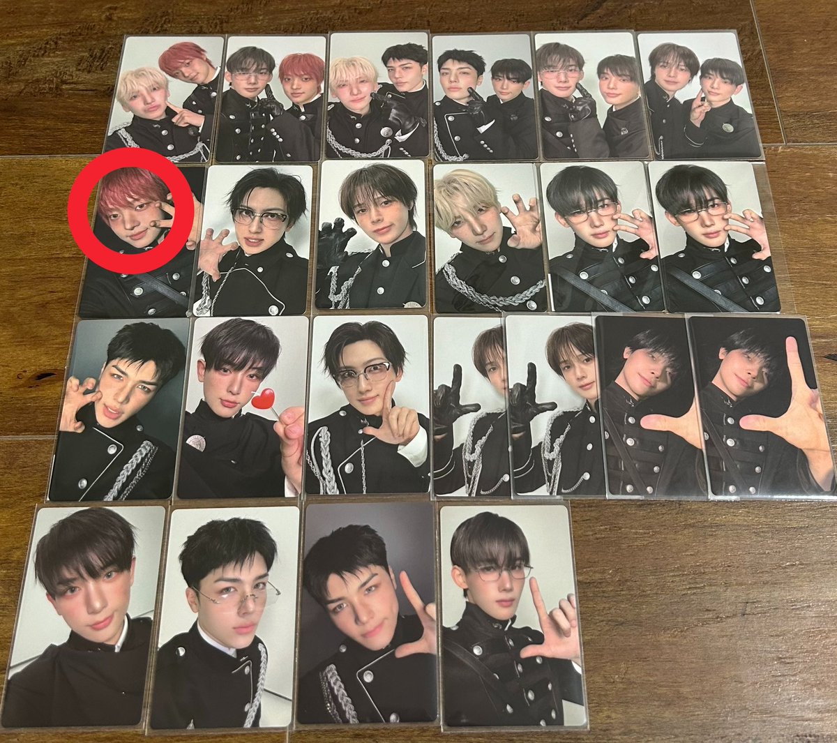 𝐡𝐚𝐧𝐚 tweet media