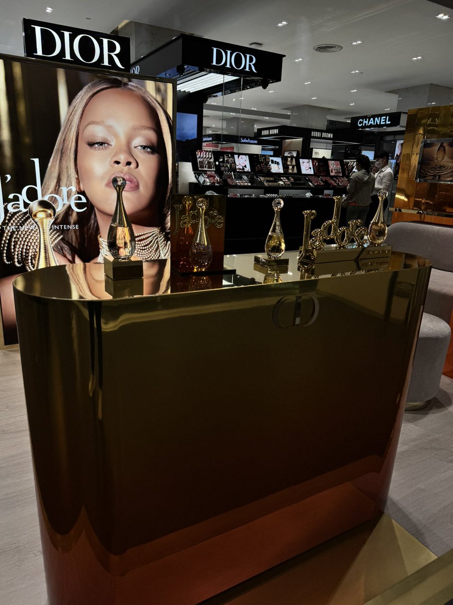 with tiffany ◡̈ 🌈🧸 tweet media