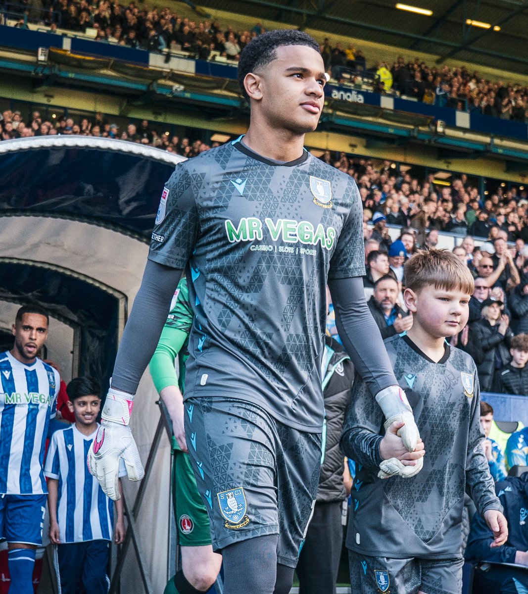 YesWeCrann's tweet image. How Pierce Charles went from this, to this. 

Over on @TheWordSWFC: thewednesdayword.com/p/in-focus-pie… #SWFC 🦉⚽️