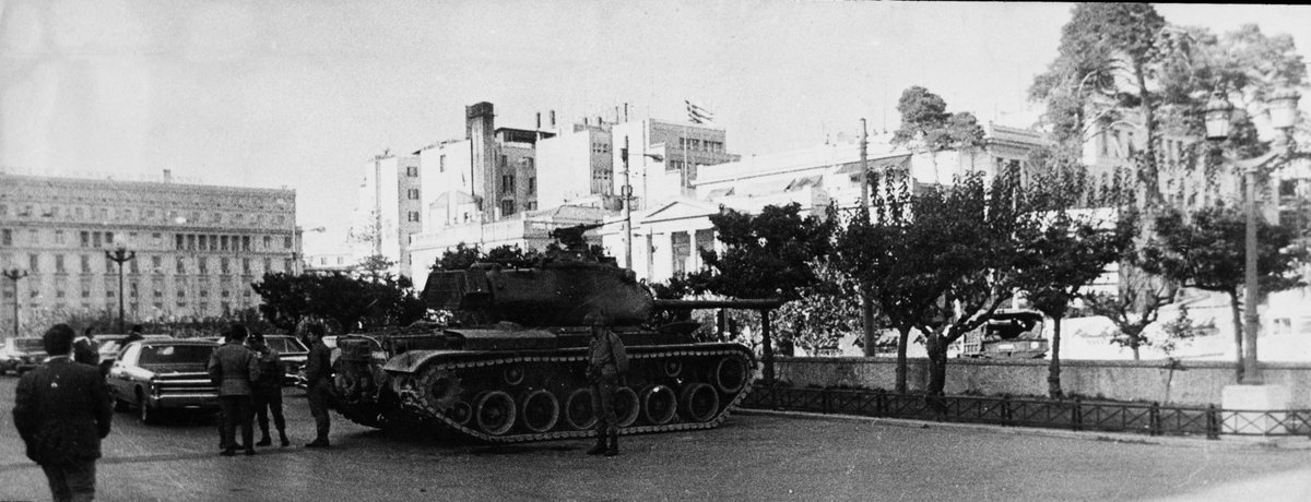 HistoryCyprus's tweet image. Η Χούντα του 1967: Η Ντροπή του Γένους. 

1. Απομάκρυνε την Ελληνική Μεραρχία.
2. Οδήγησε στην τουρκική εισβολή.
3. Έδωσε πάτημα για την προώθηση της ψευδοκυπριακής ταυτότητας.
4. Εργαλειοποίησε και δαιμονοποίησε ιερές εθνικές αξίες.

Ποτέ ξανά.

#Cyprus / #Κύπρος / #Greeks