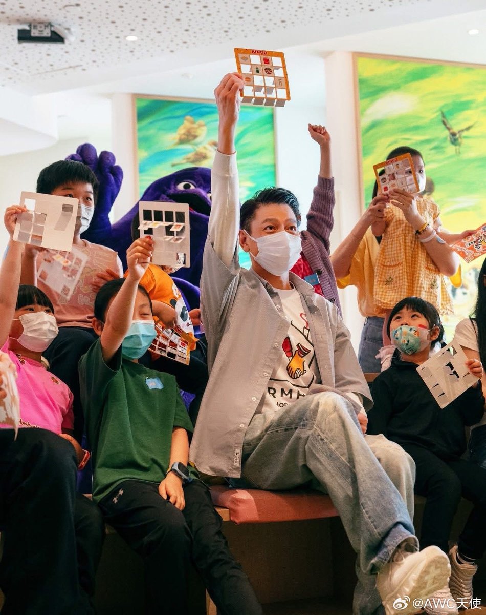 𝑚𝑖𝑛𝑔 tweet media