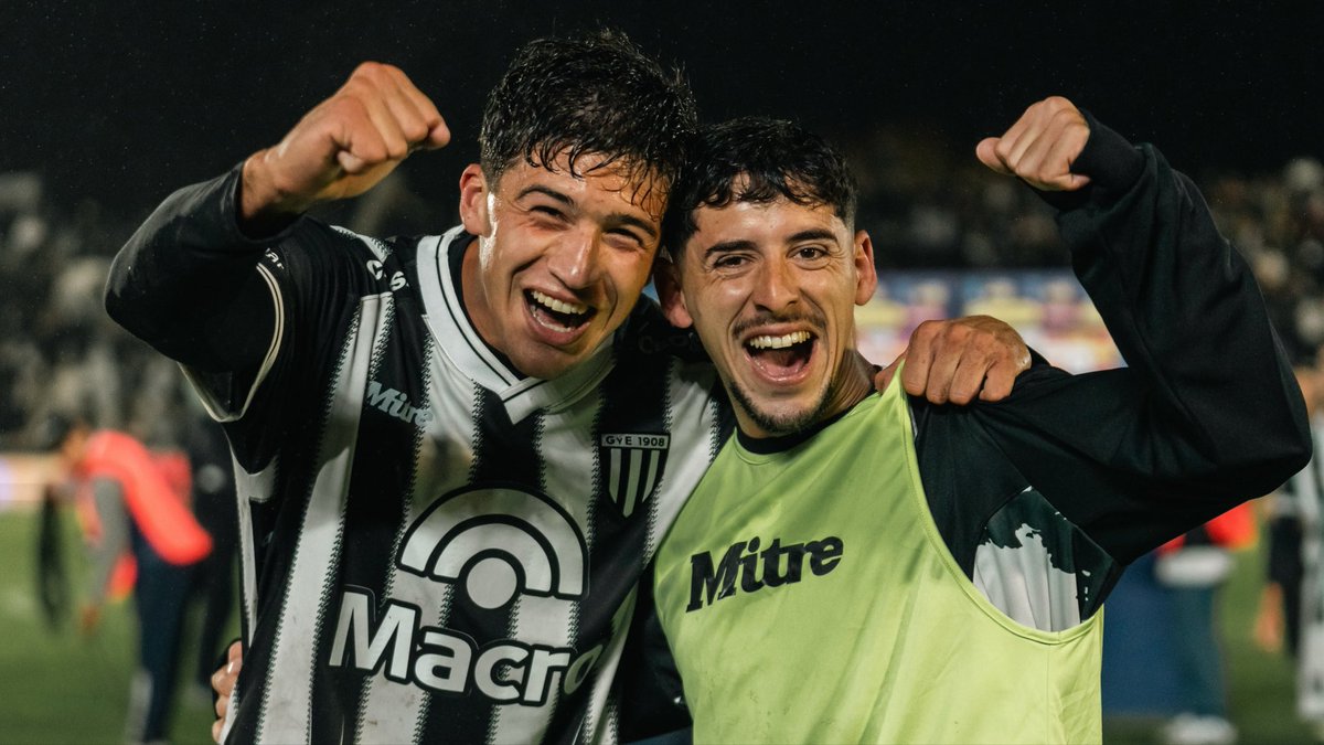 Que sea una 𝗚𝗥𝗔𝗡 semana🐺