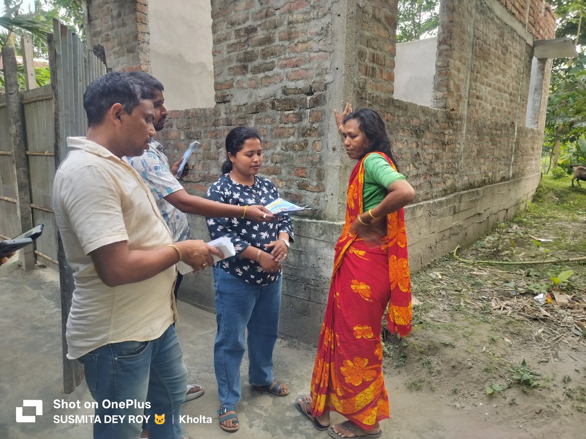 Susmita_TMC's tweet photo. আলিপুরদুয়ার ১২ আসনের তৃণমূল কংগ্রেস মনোনীত প্রার্থী মাননীয় শ্রী সুমন কাঞ্জিলাল মহাশয়ের সমর্থনে পররপার অঞ্চল মহিলা তৃণমূল কংগ্রেস এর উদ্যোগে ১২/১০১ নং বুথে নির্বাচনী প্রচার  💚✊🏻 
Vote for TMC ✊🏻💚
@SumanKanjilal15
#BoycottBJP https://t.co/YdxPzLgG89