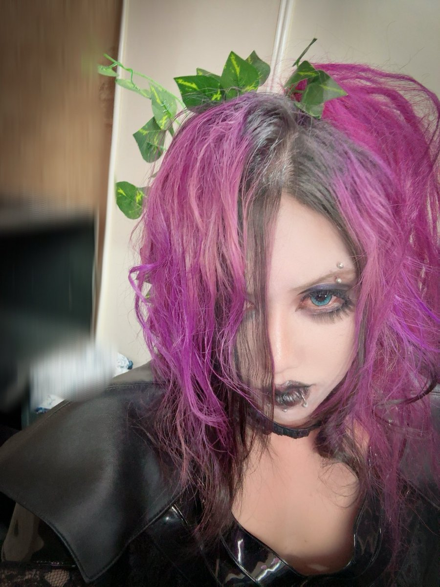 綾葉 - DazzlingBAD - (@xxxBAD_AYAHA_) / Highlights / X