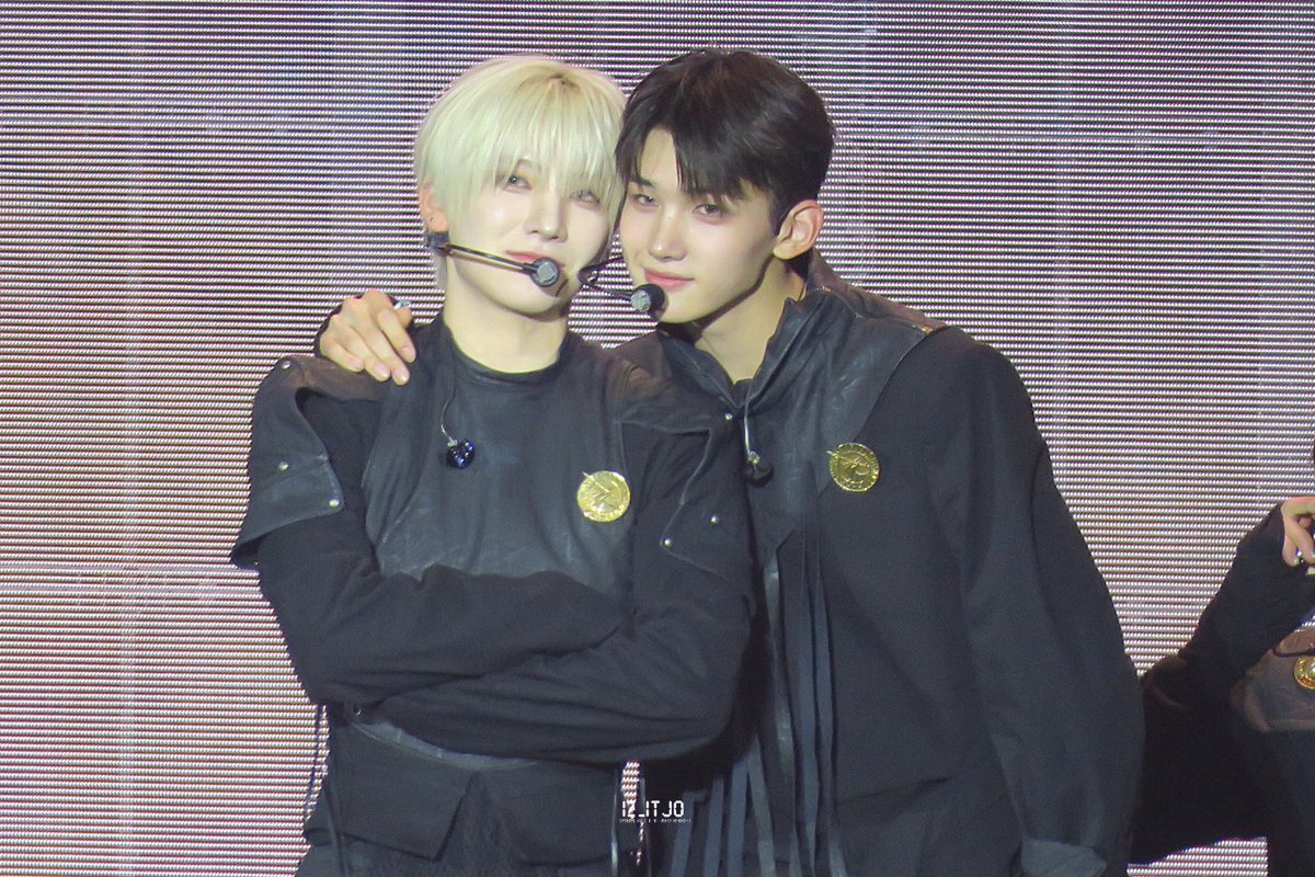 iz_itjo's tweet image. 260421 앤팀 We on fire 쇼케이스

아 얘네 진짜 귀여워

#죠 #JO #ジョウ #朝倉穣 #유마 #YUMA #ユウマ
#andTEAM #앤팀 #제로욘즈