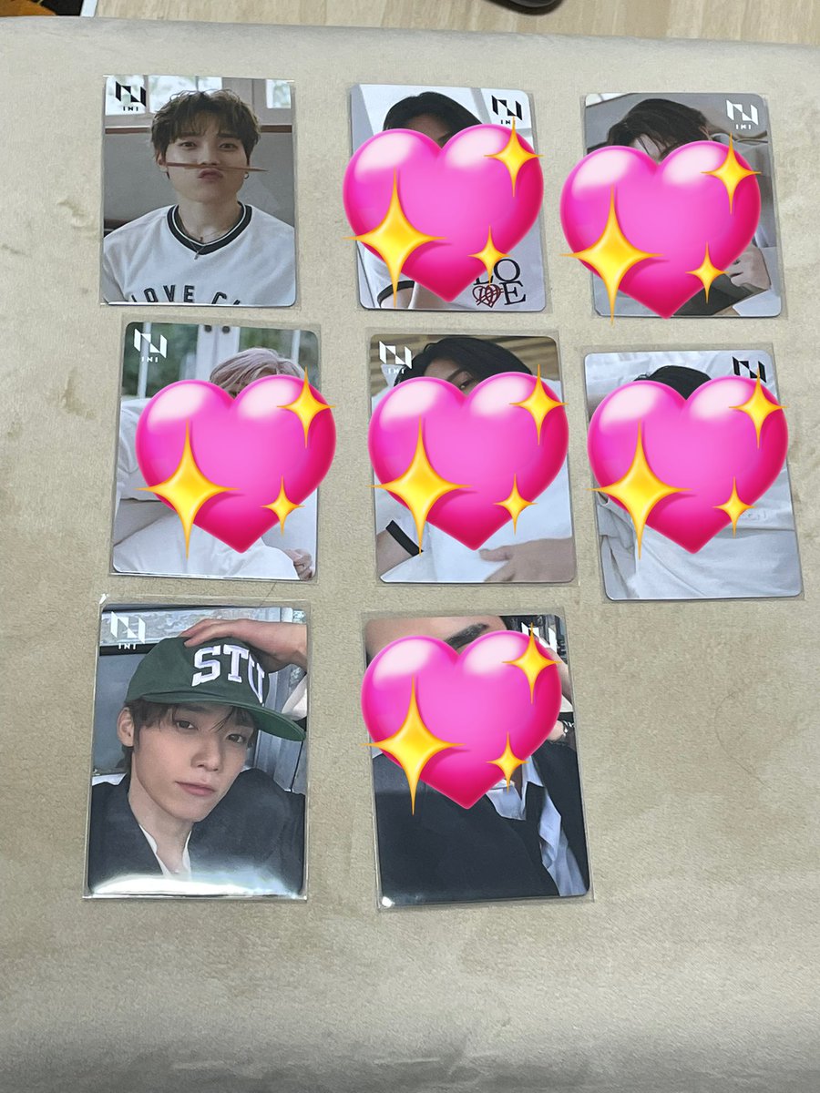 𝒖𝒏𝒊 tweet media