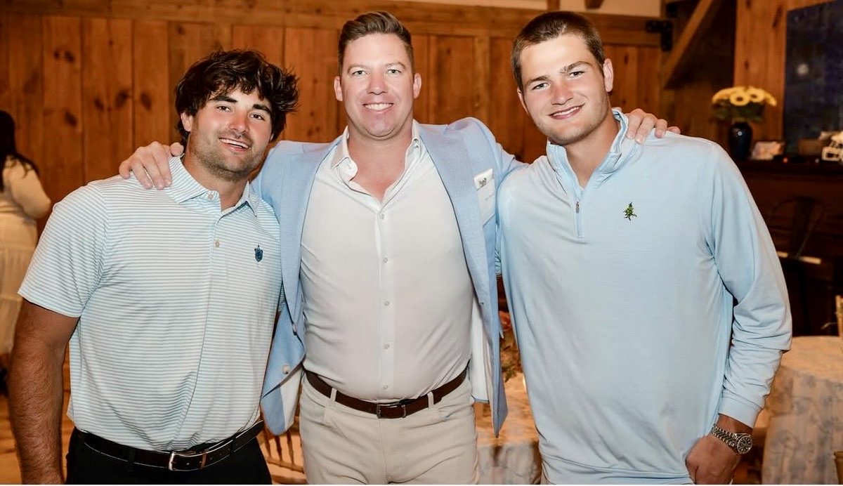 BrynRenner's tweet image. Awesome weekend back in Chapel Hill.

Started it off with a great round of Golf at Governors Club with Vaughn Moore, Drake Maye, and Sam Howell tough to beat that group and that setting.

Even more meaningful was being part of The Table Event, hosted by Vaughn Moore who helped