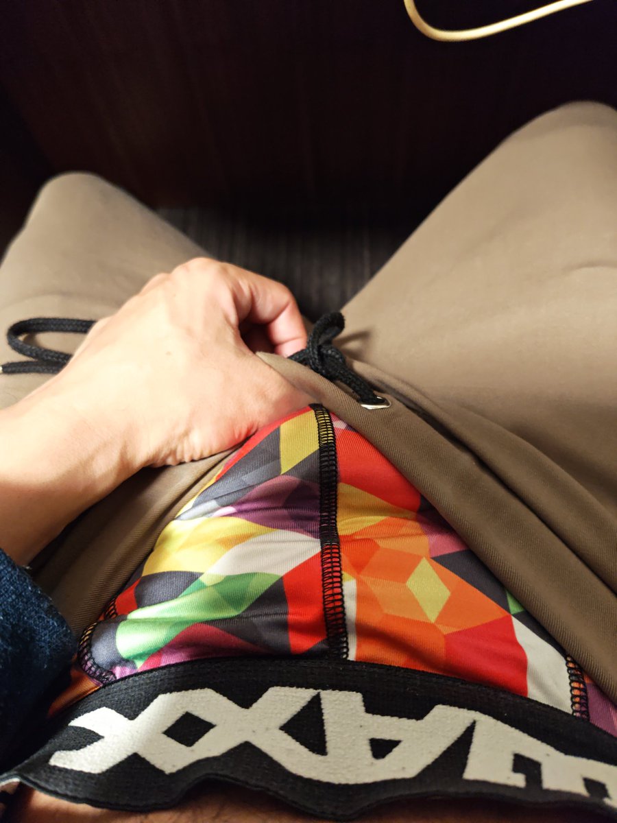 ショウ tweet media